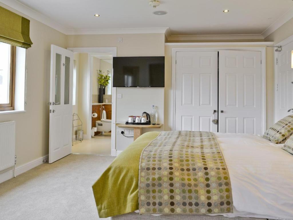 Roseberry House Bed & Breakfast Newcastle Emlyn Ngoại thất bức ảnh