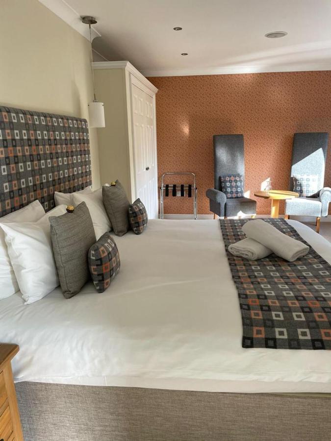Roseberry House Bed & Breakfast Newcastle Emlyn Ngoại thất bức ảnh