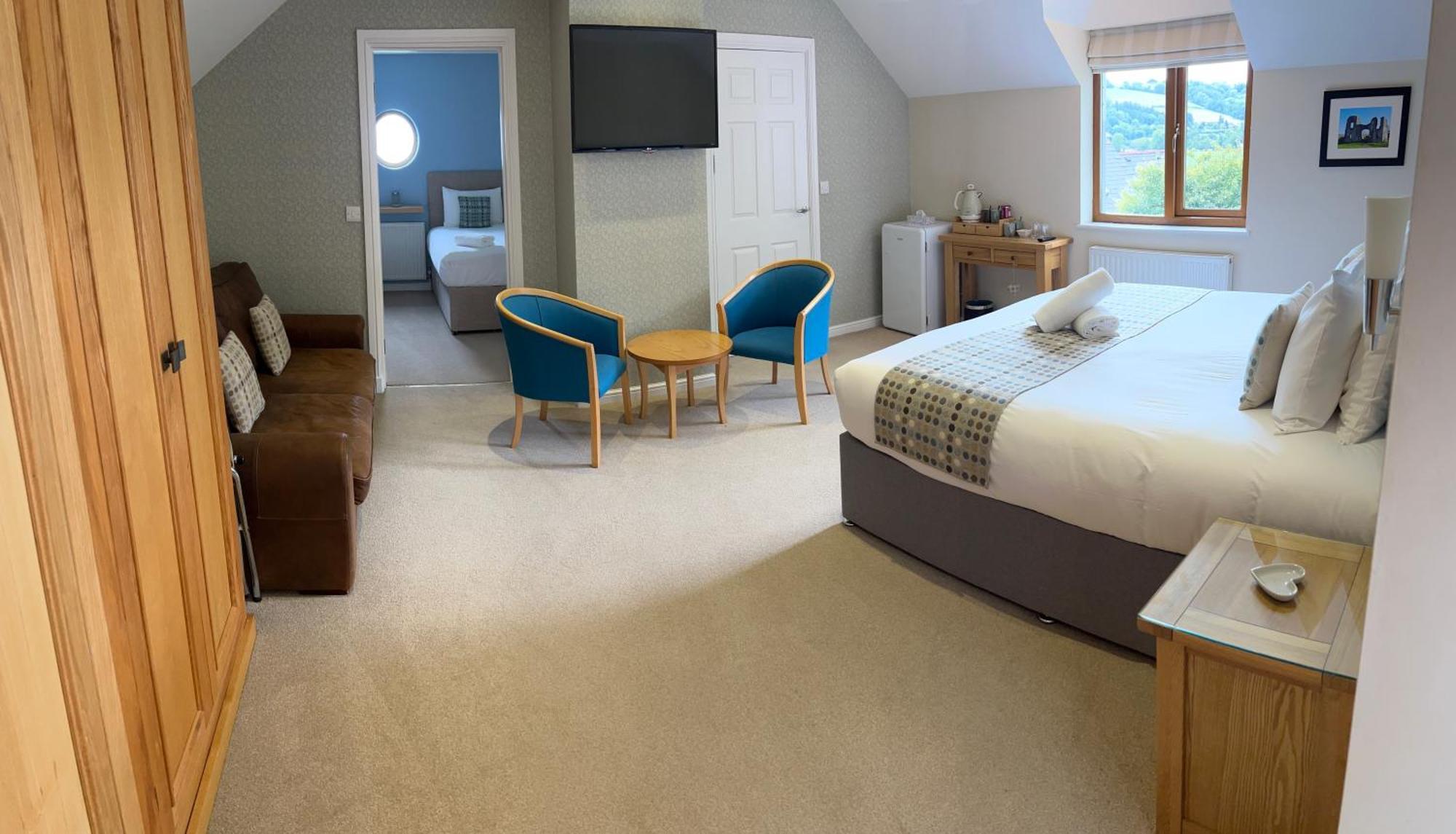 Roseberry House Bed & Breakfast Newcastle Emlyn Ngoại thất bức ảnh