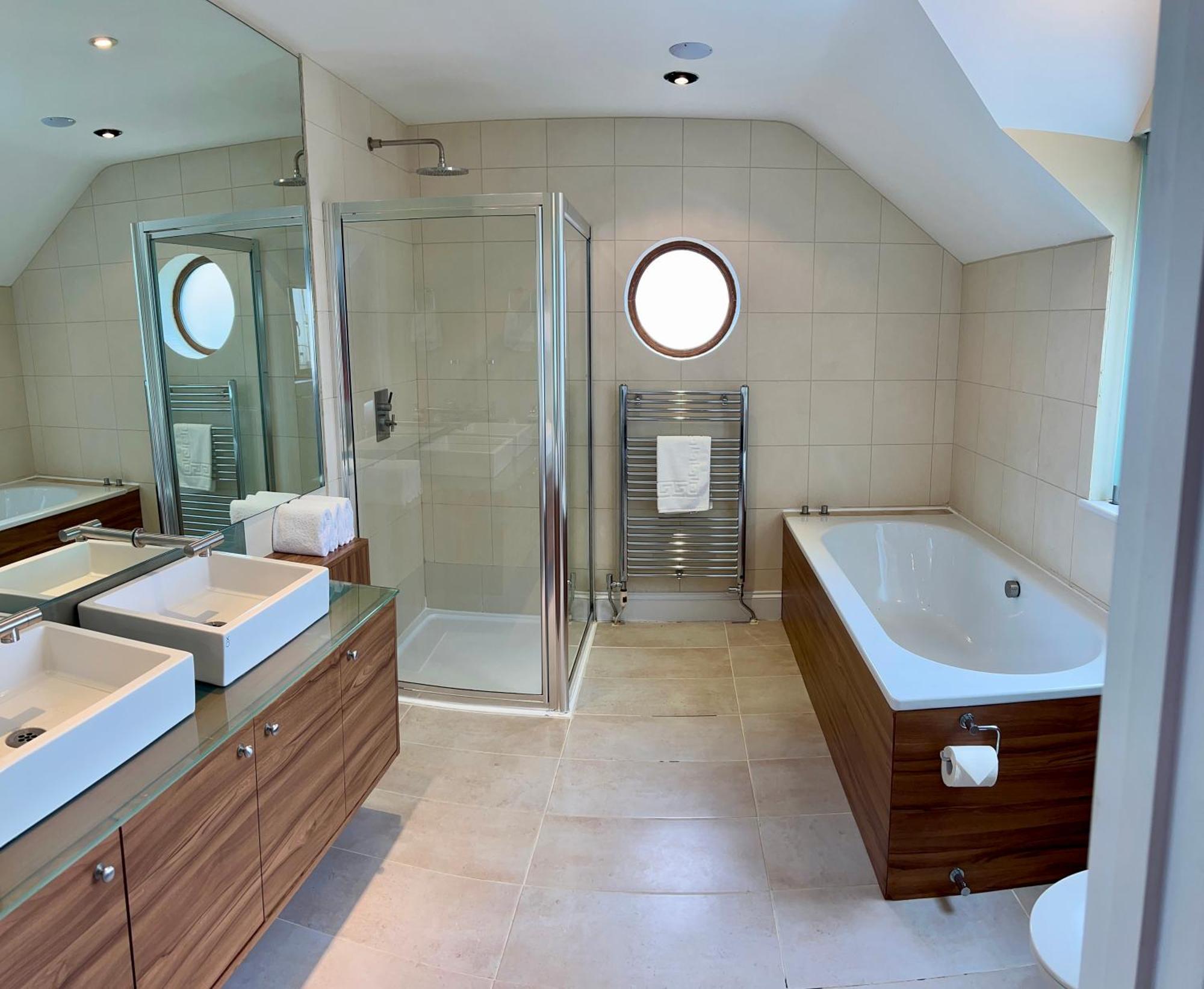 Roseberry House Bed & Breakfast Newcastle Emlyn Ngoại thất bức ảnh